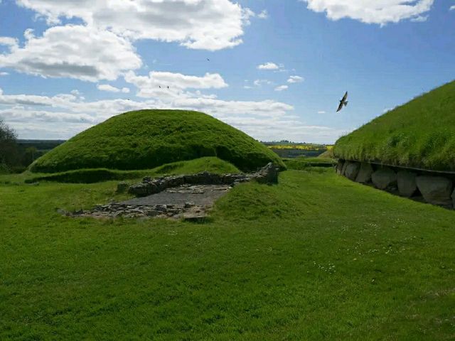 Newgrange – Ireland’s Ancient Wonder