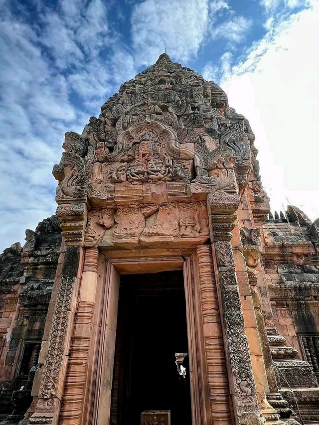 ปราสาทหินสีชมพู ปาาสมทะนมรุ้ง✨️