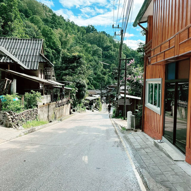 ท่องเที่ยวยอดฮิต : หมู่บ้านแม่กำปอง