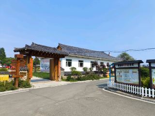Visiting the Birthplace of Poet Yun Dong-ju