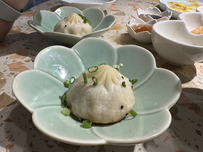 食在尖沙咀| 蟹八爺| 必試極品至尊蟹黃麵｜Trip.com 香港