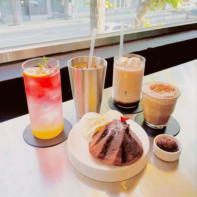 Asome Mountain Cafe