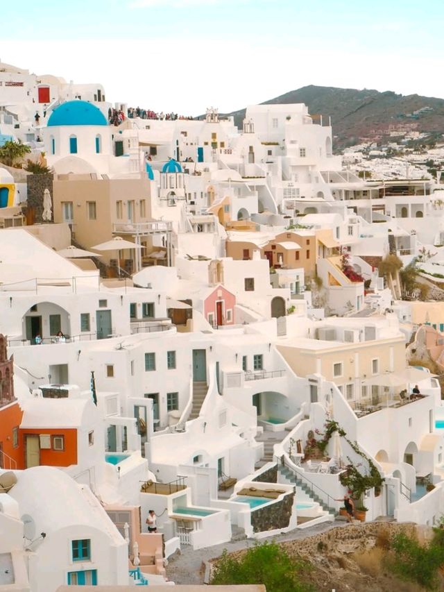 ☀️ Europe 🌍 Santorini on a Budget: Big Views, Small Price 🇬🇷✨