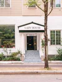 lazy house