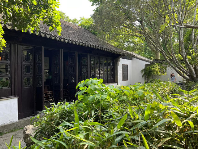 🌸 Lingering Garden 留园 — Grace, Balance & Jiangnan Beauty