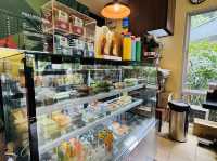 คาเฟ่ อเมซอล กำแพงแสน
