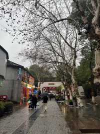 Rainy day in Tianzifang