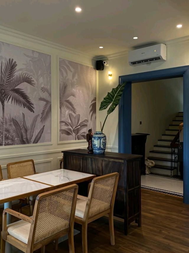 Maii Bistro