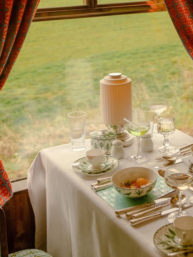 🚂 My Favourite UK Day Trip — British Pullman, A Belmond Train | Luxury Afternoon Tea Experience