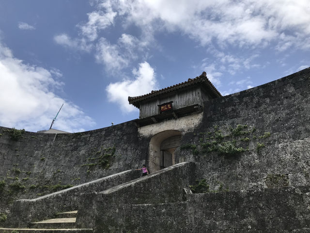 沖繩自由行-文慶門