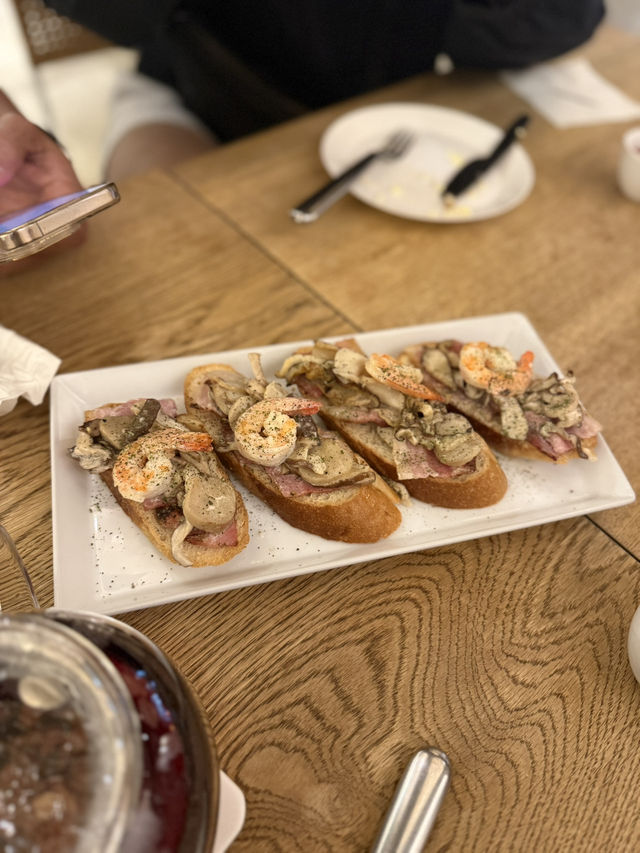 Smith & hsu cafe