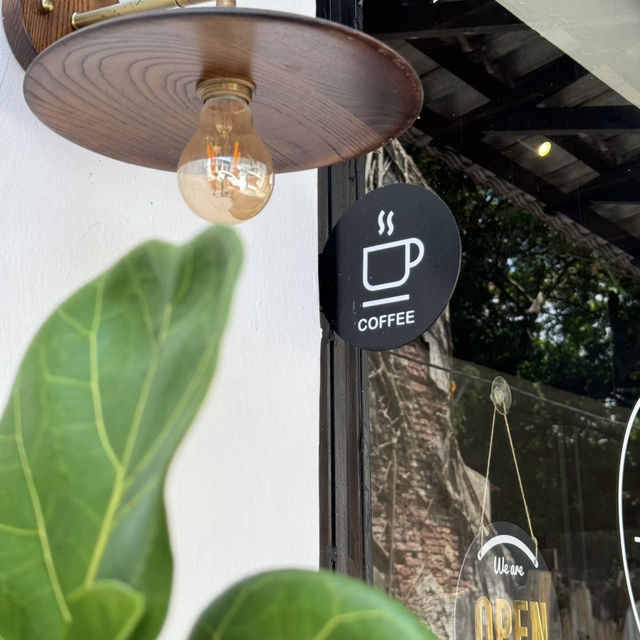 A Charming Passage of Pastries – My Visit to Lorong Café, Penang