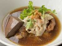 🪿 รีวิว “ระตะมา ก๋วยเตี๋ยวเป็ดพะโล้” หัวหิน