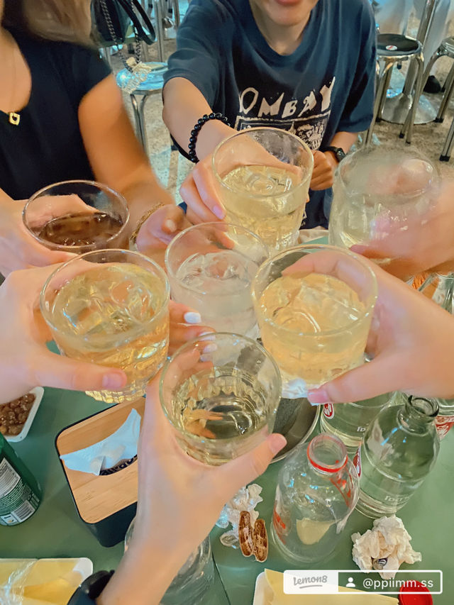 Yoh โยว ร้านนั่งชิลเชียงใหม่🍷🍺🍹✅