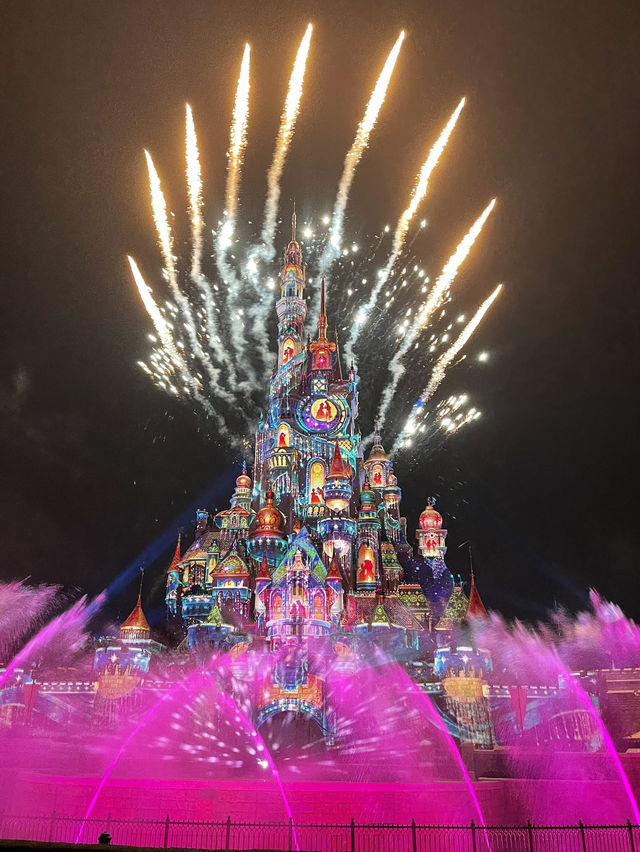 【香港ディズニー】夜のプロジェクションマッピング★モーメンタス