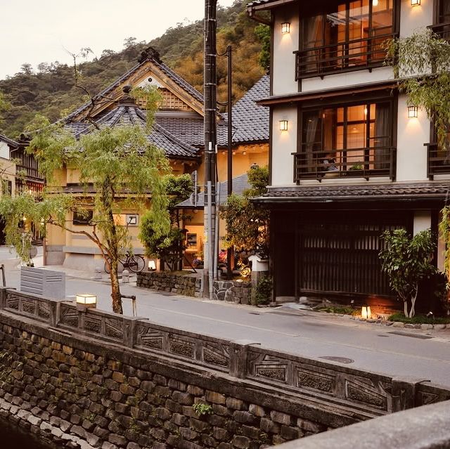 ♨️🌸 *Kinosaki Onsen (城崎温泉): Japan’s Quintessential Hot Spring Town* 🌊🎎