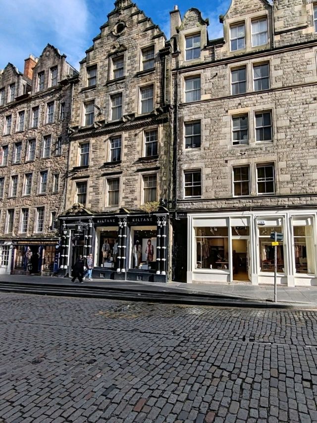 The Royal Mile: Edinburgh's Historic Artery