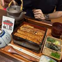 칭다오에서 장어덮밥을 꼭 드셔보세요 鳗岛·炭烧鳗鱼专门店(上杭路总店)