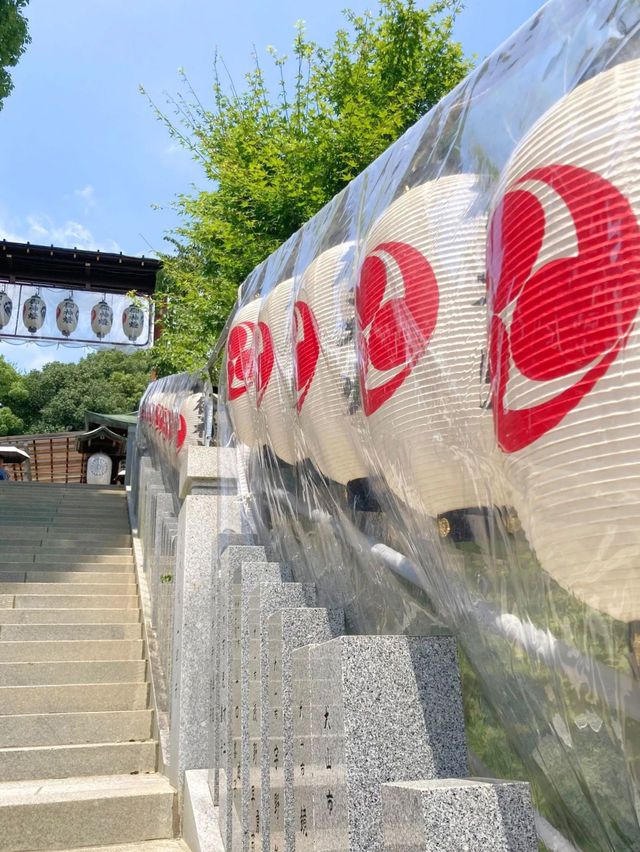 【最強インスタ映え神社】 鳥居が映える犬山の稲荷神社