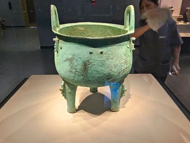 "A Fascinating Journey Through Jiangxi’s History 🏺📚"