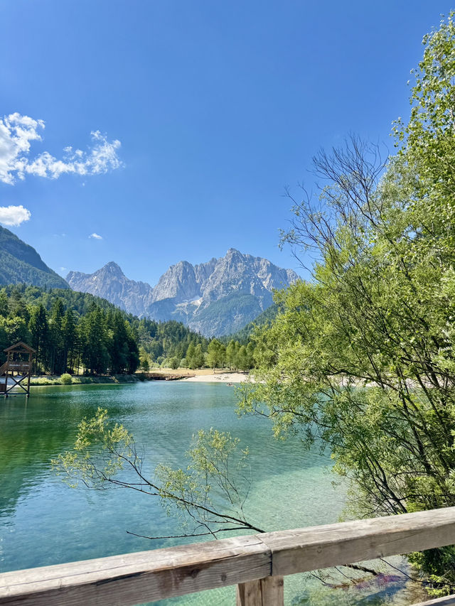 THIS SECRET ABOUT SWIMMING IN LAKE JASNA WILL BLOW YOUR MIND! THIS SECRET ABOUT SWIMMING IN LAKE JASNA WILL BLOW YOUR MIND!