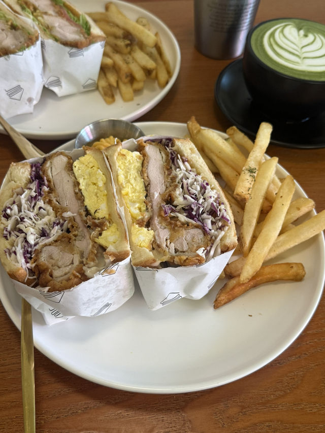 ☕🍵 Matcha Latte & Pesto Sandwich @ Bay Avenue, Bayan Lepas 🥪✨
