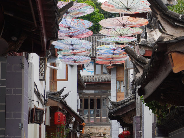 登高望遠，漫遊麗江古城