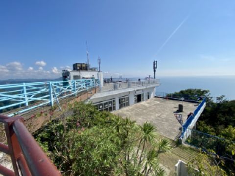A serene temple retreat for spiritual relaxation: Nokogiriyama and Nihon-ji Daibutsu in Chiba Prefecture.