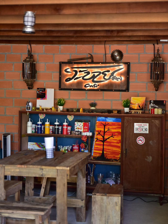 ระบายศิลป์คาเฟ คาเฟ่เปิดใหม่แนวศิลปะ