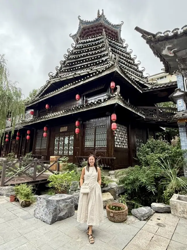 A Vibrant Blend of History and Modern China