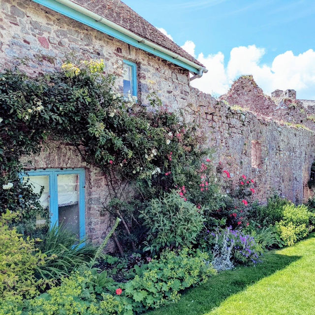 Solo by the Sea: A Day at Manorbier Castle