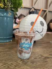 Archie Cafe by Amai