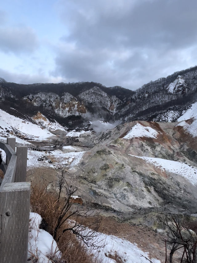 หุบเขานรกจิโกกุดานิ (Jigokudani )