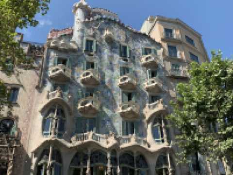 Barcelona Is Calling: Iconic Sights & Epic Vibes 🇪🇸🔥