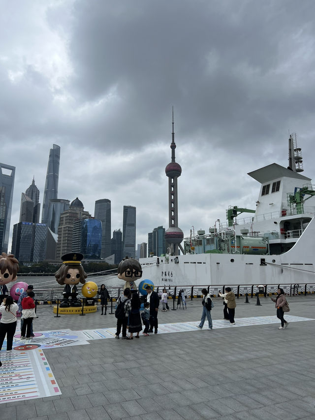 Couples’ Chill Weekend in Shanghai: Iconic Sights, Cloudy Vibes & Hidden Eats ☁️🏙️ Couples’ Chill Weekend in Shanghai: Iconic Sights, Cloudy Vibes & Hidden Eats ☁️🏙️