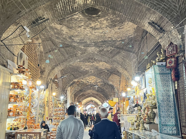 🕌青の芸術が広がる古都をめぐる｜イスファハーン観光