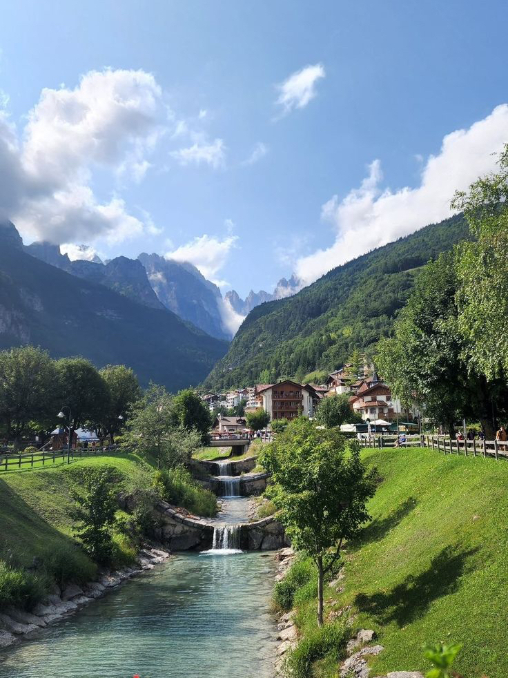 A Must Repeat Destination for me. Swiss Alps Magic in Mürren, Swiss 🇨🇭