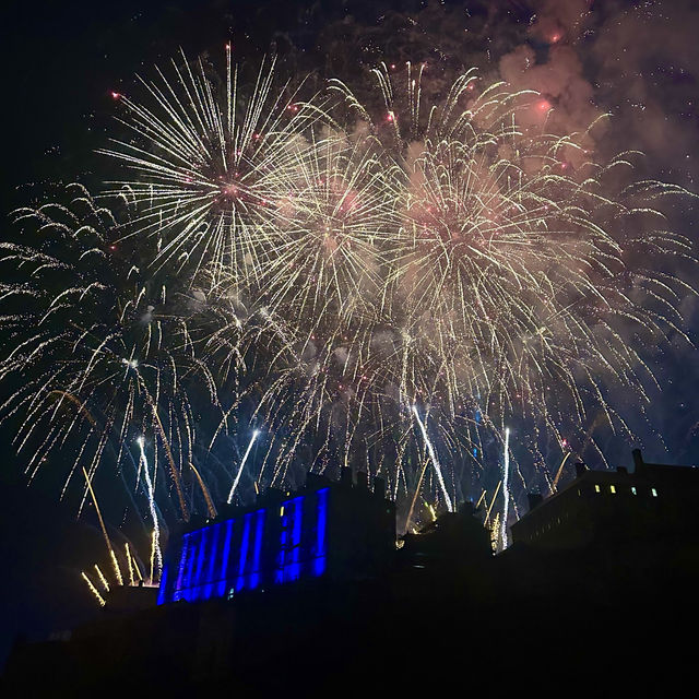 Edinburgh New Years Fireworks Edinburgh