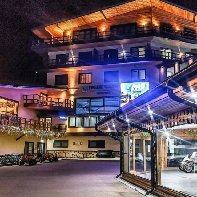 Hidden Resort 