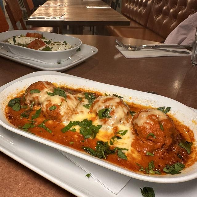 Incredible food in Camden to transport you to Greece 🇬🇷