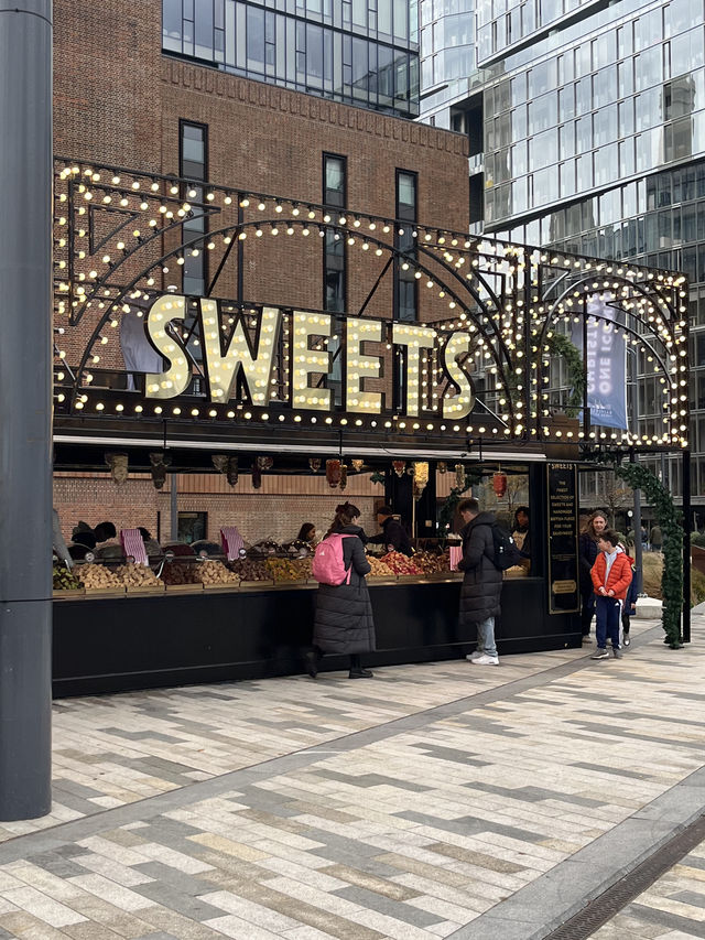 London ｜ Enjoy the Christmas vibe at Battersea Power Station