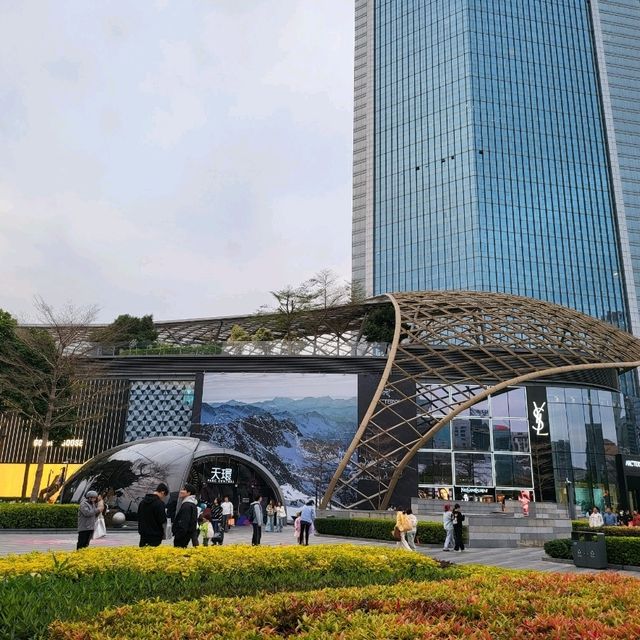 🌟 Parc Central, Guangzhou: A Shopper’s Paradise in the Heart of Tianhe 🏙️🛍️