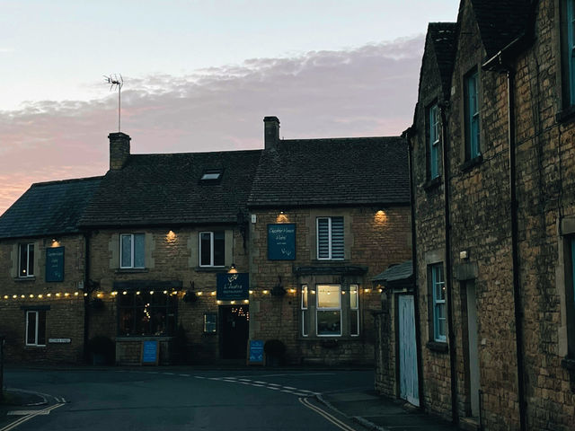 Escape to the Cotswolds: London to Bourton-on-the-Water by Train & Bus
