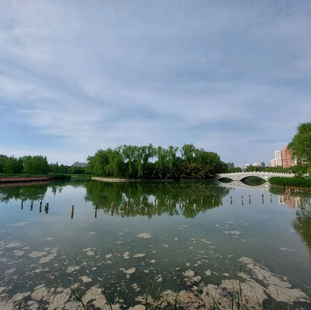Fangshan Red Scarf Park, water world in the heart of the city