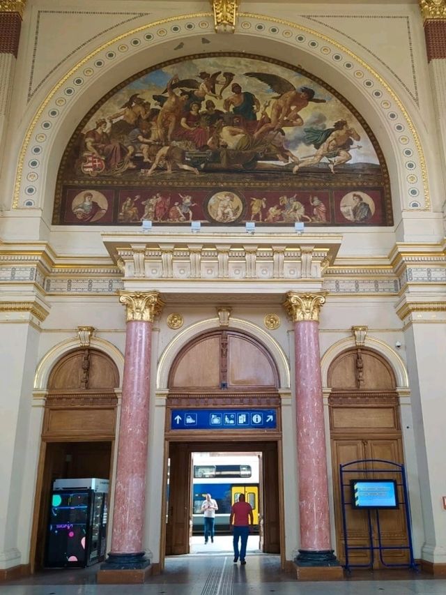 Keleti Railway Station: Budapest’s Majestic Eastern Gateway