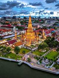 Wat Arun, Bangkok: The Temple of Dawn That Shines at Sunset