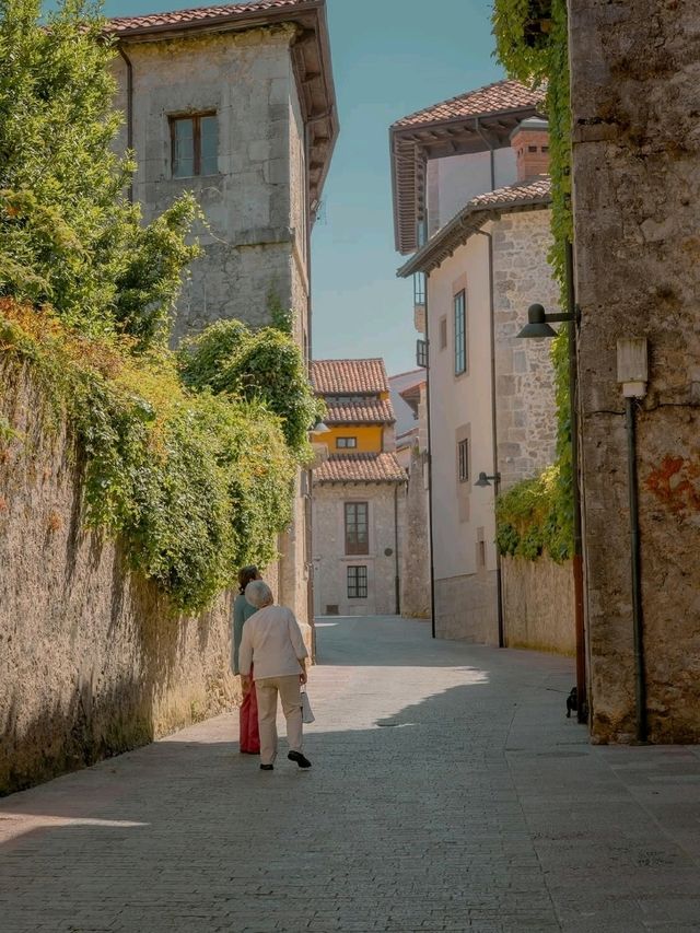 🌄 Asturias: Spain’s Green Paradise of Mountains and Sea 🇪🇸✨