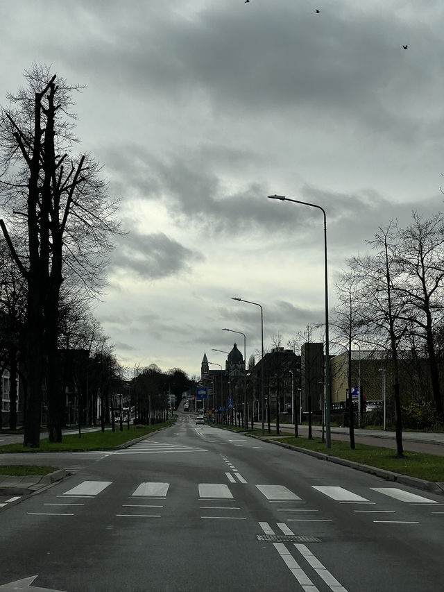 🇳🇱✨ Majestic Maastricht – Discovering the Elegance of Statenkwartier 🏛️🌿