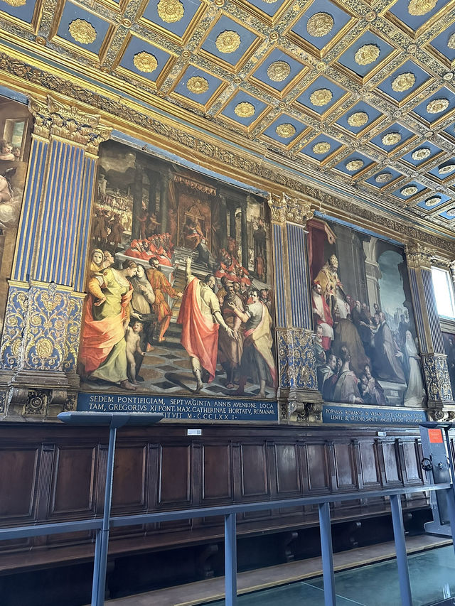Siena’s Cathedral Quarter: A Medieval Wonderland Awaits!
