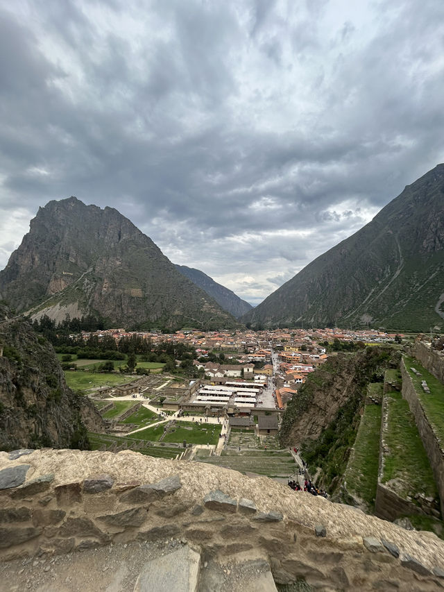 High vs low altitude in Peru's rainy season